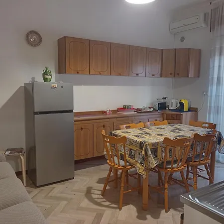 Divenere Carbonara - Locazione Turistica Apartment *